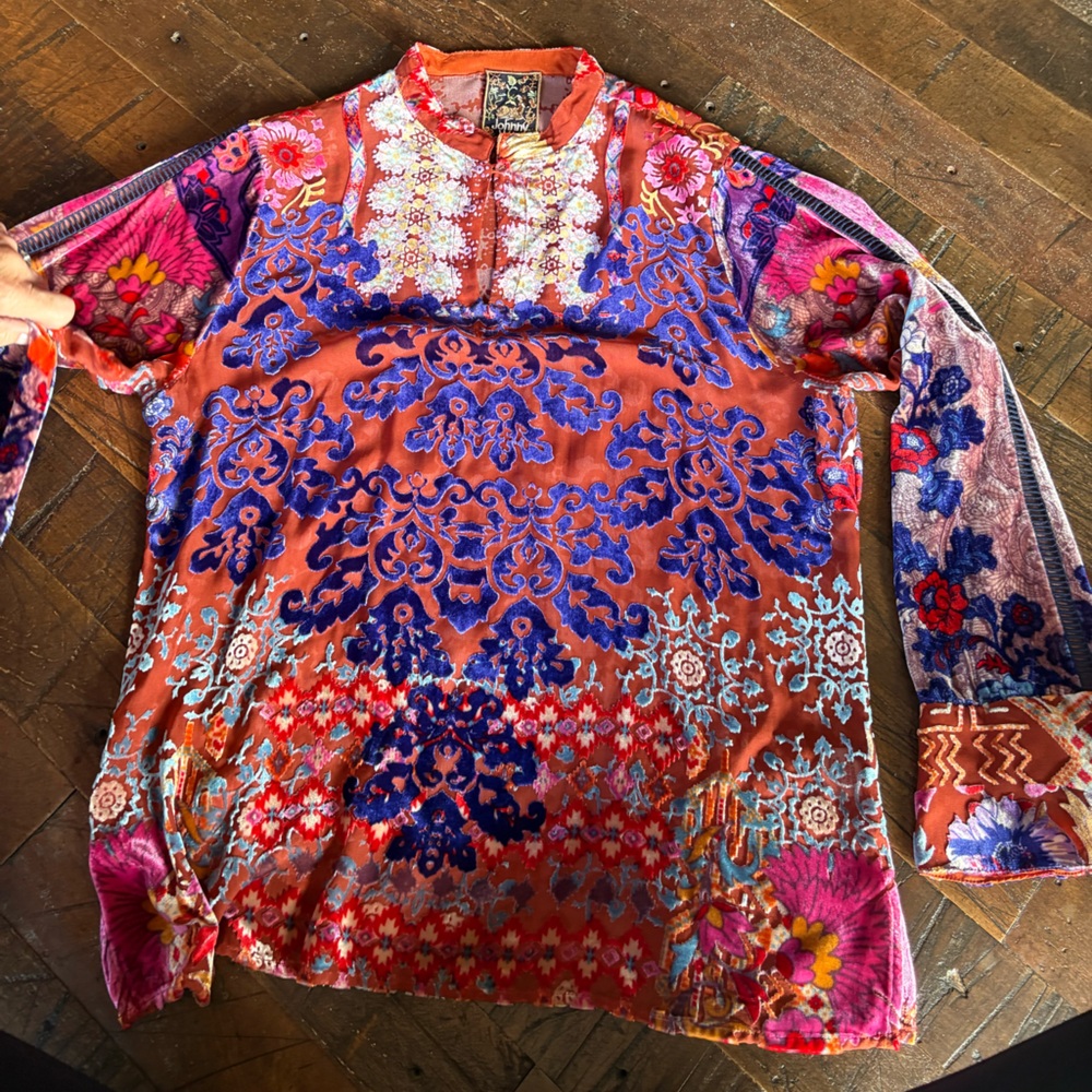 Johnny Was Multicolor Embroidered Top